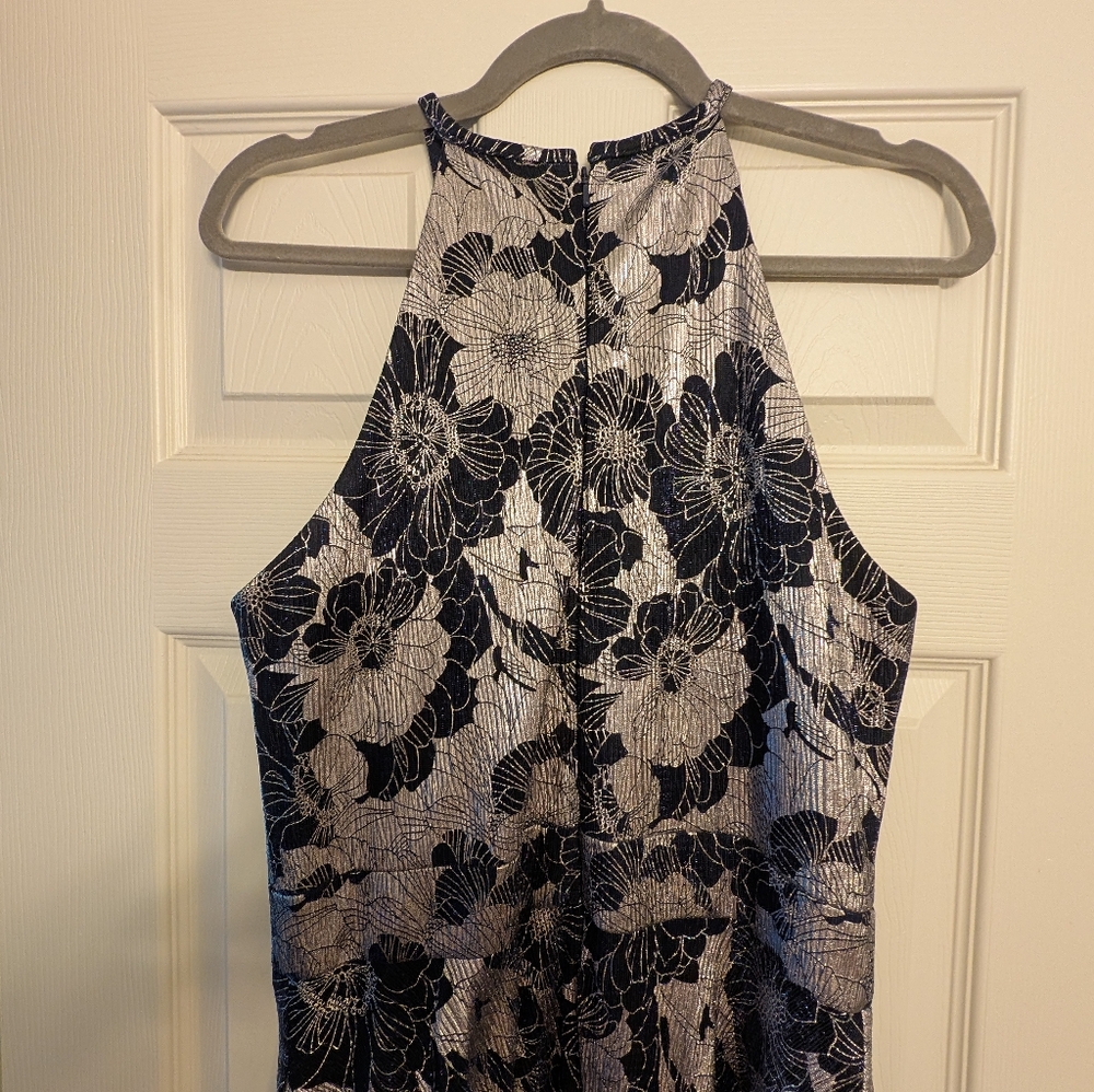 Beautiful Betsy & Adam Dress Refined florals and metallic shine Women's Size 10 - Picture 5 of 9